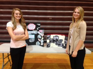 All of the American Government students with instructor Derek Lahm. Photo Credit/Wendy Simpson.
