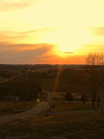 A beautiful sunset from Reservoir Hill in Tekamah, NE. Photo Credit/Denise Gilliland, Editor and Chief, Kat Country Hub.