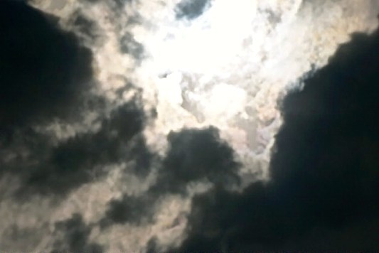 Some dark clouds passed by Oakland yesterday but no rain fell. Photo Credit/Denise Gilliland, Editor and Chief, Kat Country Hub.