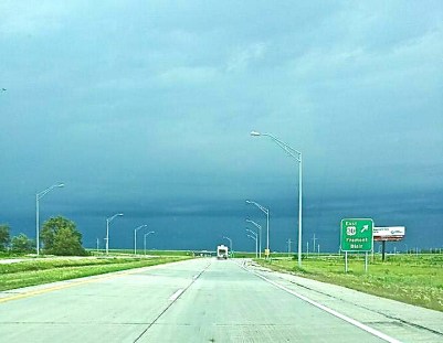 Kristi Dahlgren took these pictures of the storm approaching from Fremont. 