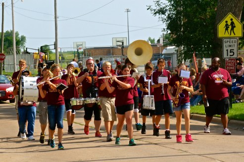 LDNE band at the 2014 4th of July parade in Lyons. Photo Credit/Denise Gilliland, Editor and Chief, Kat Country Hub.