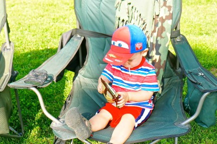 Zane has enjoyed the parade, and all of the candy! Photo Credit/Denise Gilliland, Editor and Chief, Kat Country Hub.