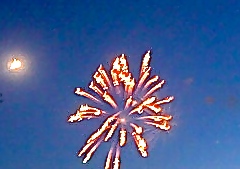 What a beautiful fireworks display! Both Photos credit of Denise Gilliland, Editor and Chief, Kat Country Hub.