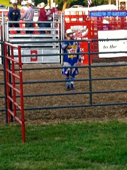 The clown has everyone laughing in between riders at the fair. Photo Credit/Denise Gilliland, Editor and Chief, Kat Country Hub.