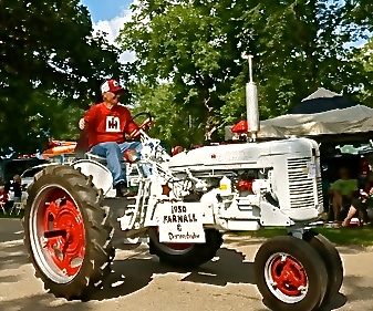 Old tractors at the fair parade. All photos credit of Denise Gilliland, Editor and Chief, Kat Country Hub.