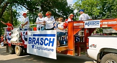 Senator Lydia Brasch campaigning at the fair parade. All photos credit of Denise Gilliland, Editor and Chief, Kat Country Hub.
