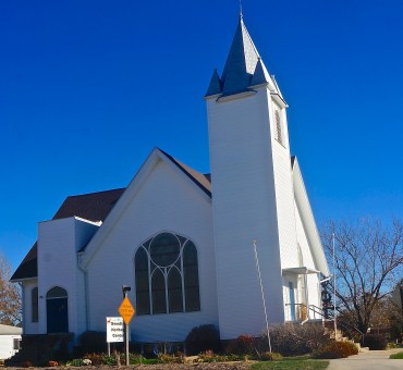 Oakland's Swedish Heritage Center. Photo Credit/Denise Gilliland, Editor and Chief, Kat Country Hub. 
