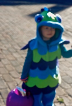 Halloween on Oakland's Main Street. All photos credit of Denise Gilliland, Editor and Chief, Kat Country Hub. 