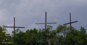 crosses from Lewis and Clark