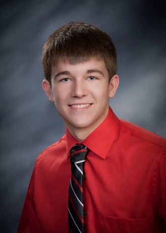 Chevy Henneman is the son of Arthur and Melody Heinemann. He plans to attend UNL majoring in finance.